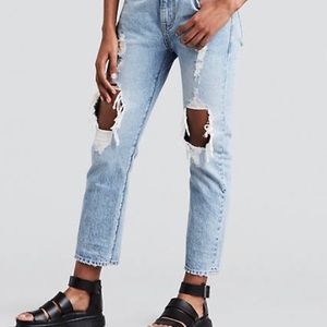 Levi’s Made & Crafted Distress Straight Crop Jean